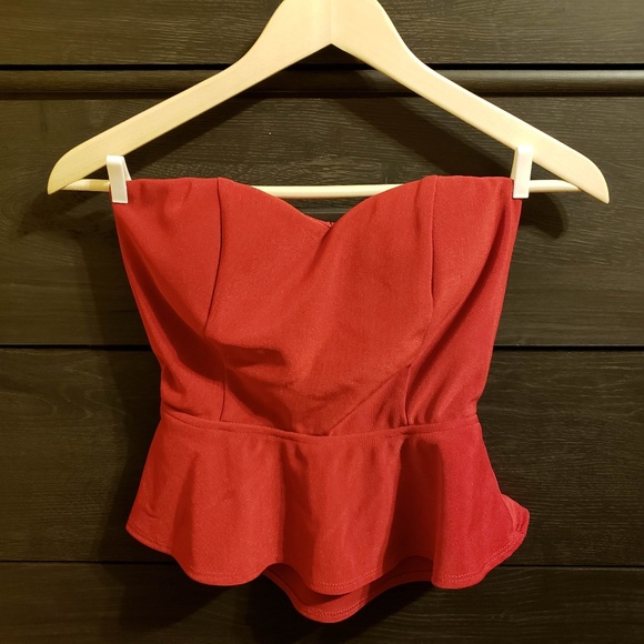 ❣️Necessary Clothing Red Strapless Bow Peplum Top - Picture 3 of 8